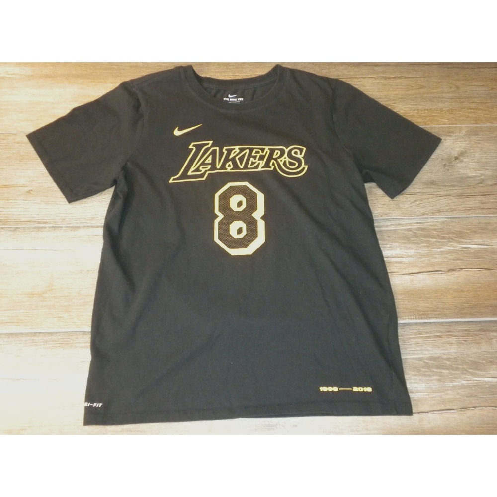 Nike L.A. Lakers Kobe Bryant T-shirt Youth XL Black Jersey Retirement 8 24